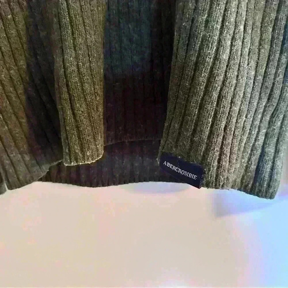 VTG. Abercrombie. Army green. Wool blend sweater - Picture 5 of 7
